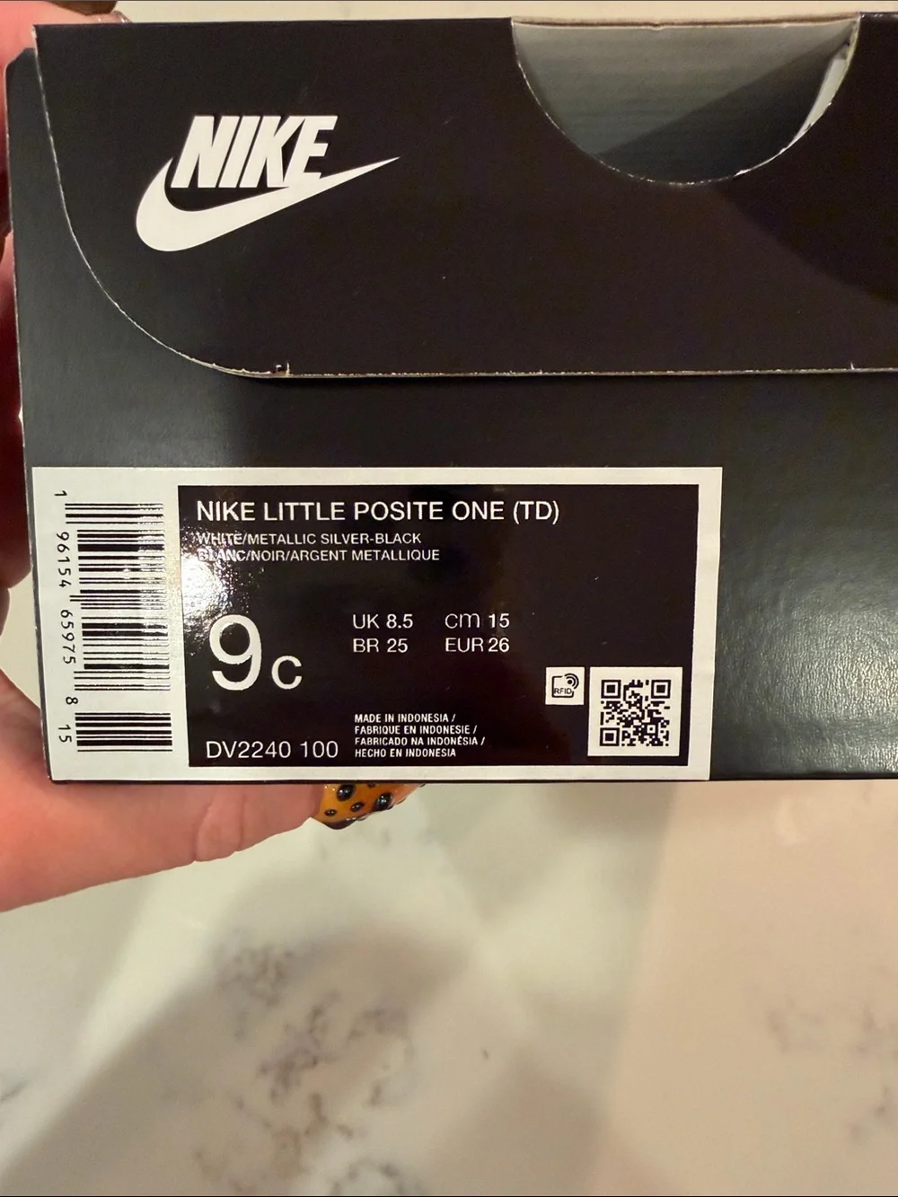 Nike Little Posite One Toddler size 9 - Black/White